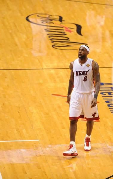 表现稳定 表现稳定